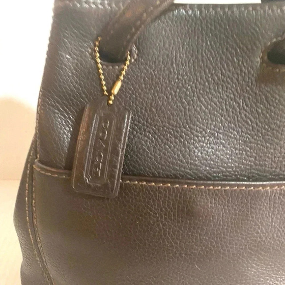 Coach vintage black leather crossbody handbag - Picture 9 of 13